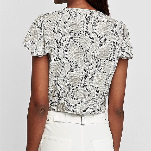 Eye-Catching Snakeskin Flutter Sleeve Tie-Front Blouse by Express XS - Picture 2 of 16